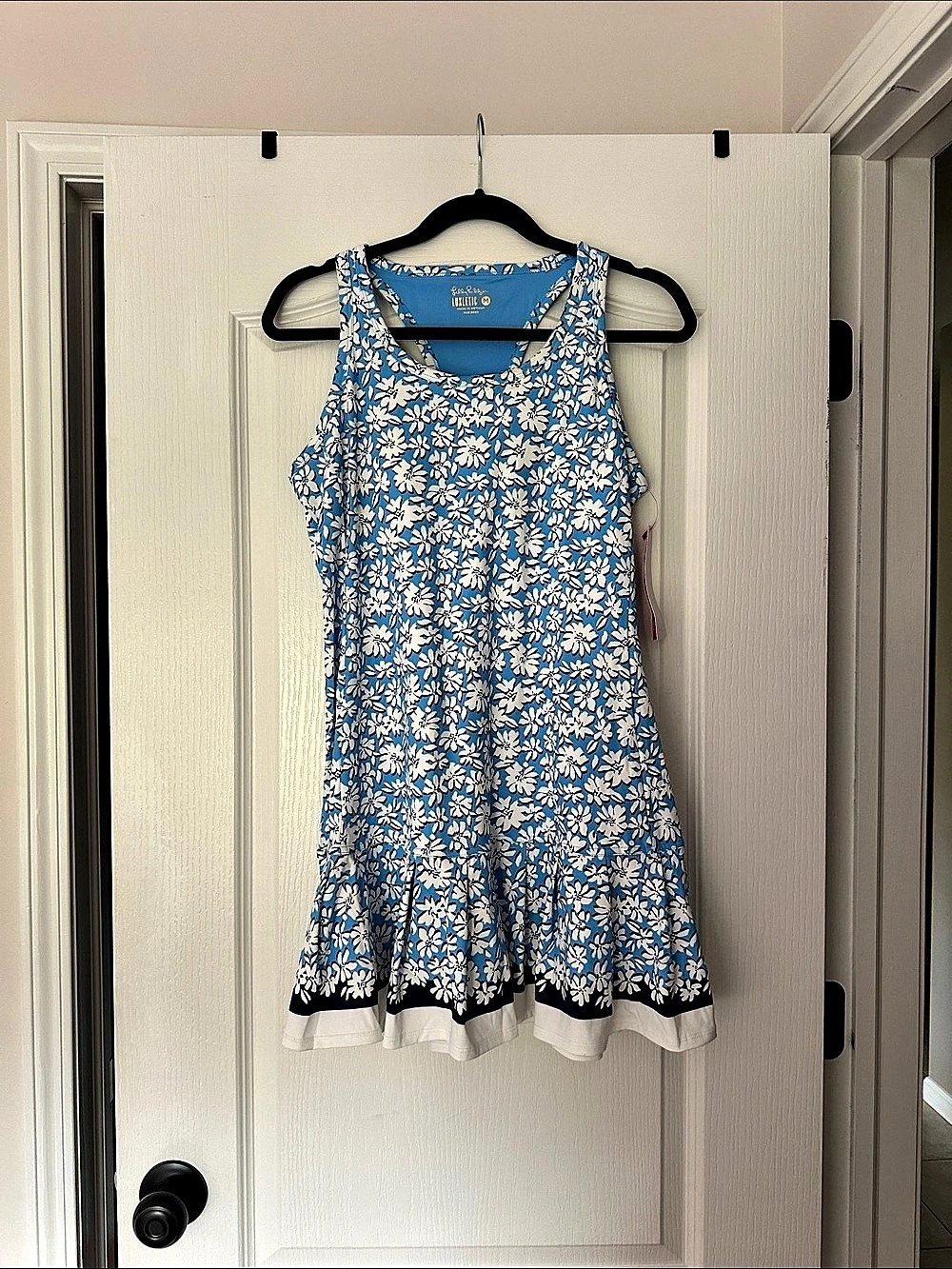 Lilly Pulitzer Floral Mini Dress in Blue & White Size Medium NWT